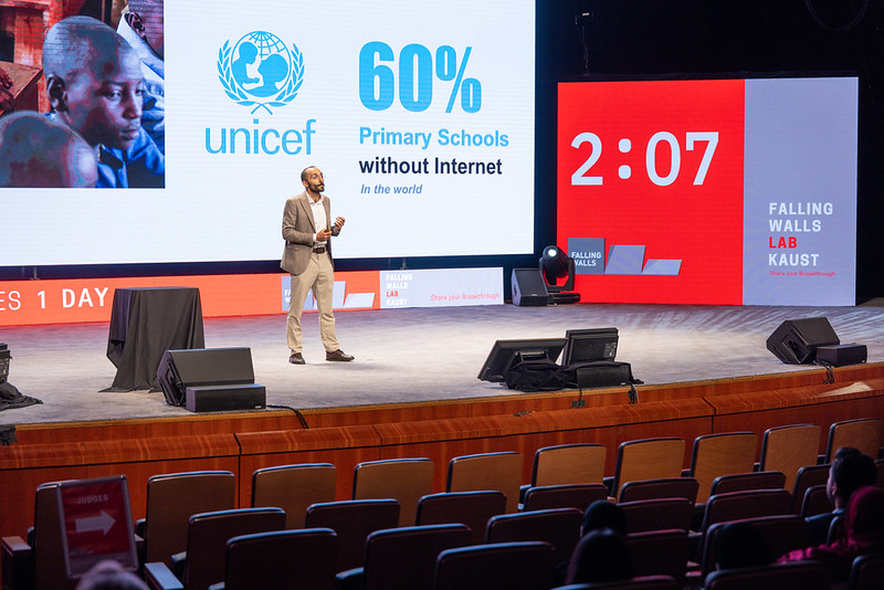 Falling Walls photo 6